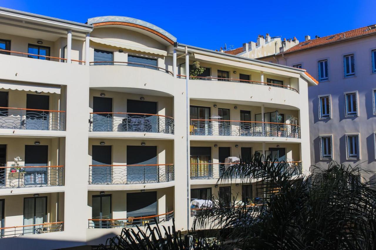 Palais Liberte Apartment Nisa Exterior foto